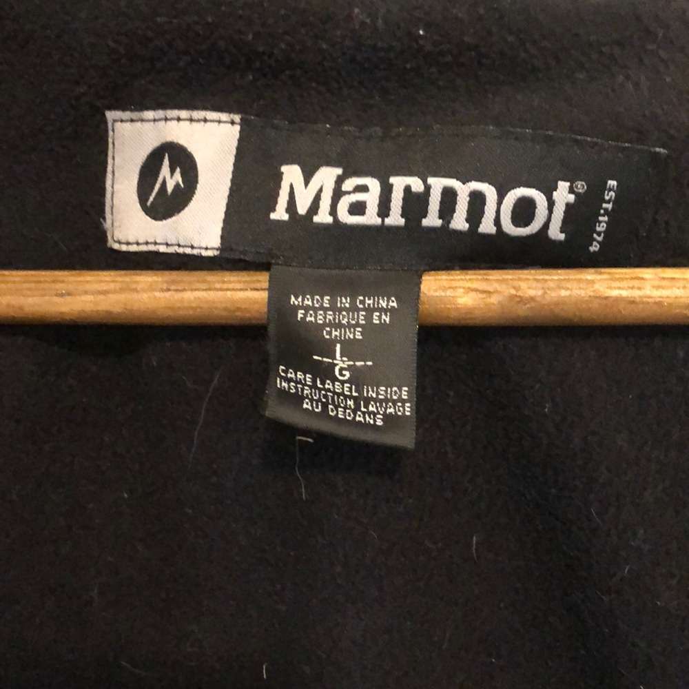 Marmot Jacket, Excellent Condition - image 2